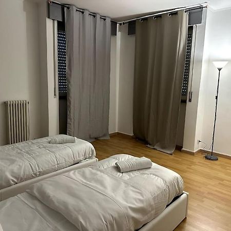 Leone D'Oro - Full Apartment メストレ エクステリア 写真
