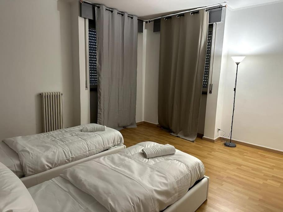 Leone D'Oro - Full Apartment メストレ エクステリア 写真